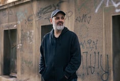 Γιώργος Παλούμπης: «Το θέατρο δεν μου χρωστάει τίποτα, μόνο εγώ του χρωστάω»