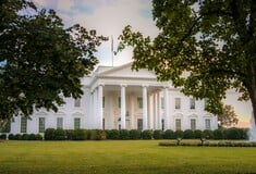 ΧΡΙΣΤΟΦΟΡΟΣ ΚΟΛΟΜΒΟΣ ΑΓΑΛΜΑ ΝΤΟΝΑΛΝΤ ΤΡΑΜΠ ΛΕΥΚΟΣ ΟΙΚΟΣ