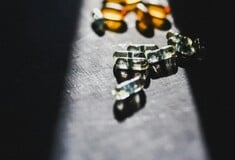 Βιταμίνες D και Β12: Το πιο σύχνο λάθος που κάνουν με τα συμπληρώματα