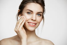 4 βασικά βήματα για λάμψη και νεανική όψη κάθε μέρα