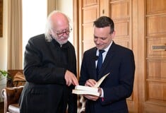 ΛΑΣΛΟ ΚΡΑΣΝΑΧΟΡΚΑΙ ΜΕΤΑΛΛΙΟ ΔΗΜΟΥ ΑΘΗΝΑΙΩΝ