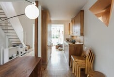 Μέσα στο λονδρέζικο loft του Michael Anastassiades