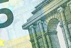 Οι 35 αυξήσεις που δόθηκαν στο Δημόσιο: Ποιοι κερδίζουν περισσότερα και ποιοι λιγότερα