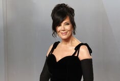 ΚΡΙΣ ΤΖΕΝΕΡ ΚΙΝΑ SOCIAL MEDIA 