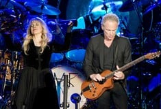 FLEETWOOD MAC ΕΠΙΘΕΣΗ Λίντσεϊ Μπάκιγχαμ,