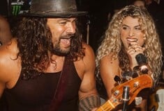 ANTIGONI ΤΖΕΙΣΟΝ ΜΟΜΟΑ