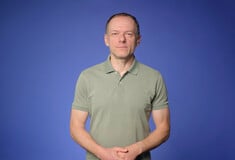 Γιατί η κατάθλιψη και το άγχος ξεκινούν από το στομάχι. Ένας γιατρός απαντά.