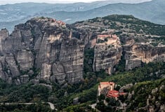 ΜΕΤΕΩΡΑ ΠΤΩΣΗ ΓΥΝΑΙΚΑ ΝΕΚΡΗ