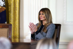 Σπάνια αναφορά Μελάνια Τραμπ: «Δεν είμαι θύμα του Έπσταϊν»