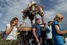 Εκκλησάκια στην Αθήνα για τον Επιτάφιο, χωρίς πολυκοσμία