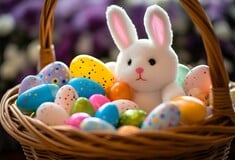 ΚΑΤΑΣΤΗΜΑΤΑ ΤΙ ΩΡΑ ΚΛΕΙΝΟΥΝ