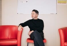 «Δεν είναι δουλειά των πλουσίων να αποφασίζουν τι φόρους θα πληρώνουν»