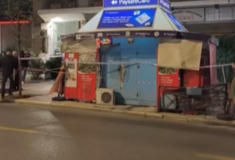 Εξάρχεια: Δύο οι δράστες της επίθεσης με μαχαίρι - Χειρουργήθηκε ο υπάλληλος περιπτέρου