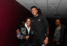 ΓΙΑΝΝΗΣ ΑΝΤΕΤΟΚΟΥΝΜΠΟ ΣΥΖΥΓΟΣ