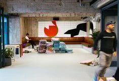 Mπήκαμε πρώτοι στο ολοκαίνουργιο Κλακάζ