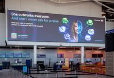 AI ΔΙΑΦΗΜΙΣΗ ΒΡΕΤΑΝΙΑ ΣΕΞΙΣΤΙΚΗ