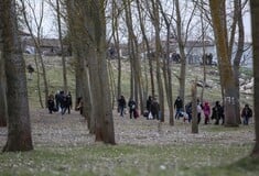 BBC ΜΕΤΑΝΑΣΤΕΣ ΕΛΛΑΔΑ ΜΙΣΘΟΦΟΡΟΙ