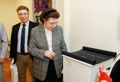 ΥΠΟΥΡΓΕΙΟ ΠΟΛΙΤΙΣΜΟΥ ΛΙΝΑ ΜΕΝΔΩΝΗ ΧΕΙΡΟΤΕΧΝΙΑ ΣΥΝΕΔΡΙΟ 