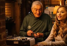 Ο Ντε Νίρο λέει ότι η Αριάνα Γκράντε είναι η πιο αστεία συμπρωταγωνίστριά του