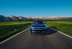 SERES ΚΙΝΑ ΤΟΥΑΛΕΤΑ ΑΥΤΟΚΙΝΗΤΟΒΙΟΜΗΧΑΝΙΑ