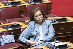 ΝΤΟΡΑ ΜΠΑΚΟΓΙΑΝΝΗ ΜΑΚΑΡΙΟΣ ΛΑΖΑΡΙΔΗΣ