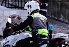 ΛΙΟΣΙΩΝ ΠΑΡΑΣΥΡΣΗ ΑΝΗΛΙΚΗ 16ΧΡΟΝΗ ΣΥΛΛΗΨΕΙΣ