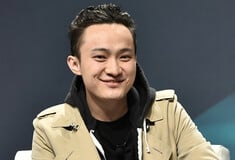 ΝΤΟΝΑΛΝΤ ΤΡΑΜΠ ΚΡΥΠΤΟΝΟΜΙΣΜΑΤΑ CRYPTO JUSTIN SUN