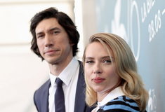 Σκάρλετ Γιόχανσον, Άνταμ Ντράιβερ και Μάιλς Τέλερ πάνε Κάννες με το νέο φιλμ του Τζέιμς Γκρέι