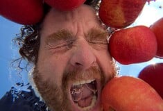 Το περιβόλι του τρελού: Ο Ζακ Γαλιφιανάκης παραδίδει σεμινάρια κηπουρικής στο Netflix 