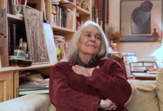 Ιωάννα Καρυστιάνη: «Ακουγόντουσαν συνεχώς βογγητά, ο πόνος ήταν πολλαπλάσιος, ήξερες ότι βασανίζονται και οι σύντροφοί σου»