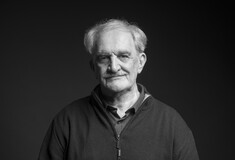 Ο Δημήτρης Καταλειφός διαβάζει τον Μύρη του Καβάφη