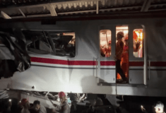 ΣΥΓΚΡΟΥΣΗ ΤΡΕΝΩΝ ΙΝΔΟΝΗΣΙΑ ΝΕΚΡΟΙ