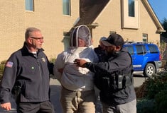 ΜΕΛΙΣΣΟΚΟΜΟΣ ΗΠΑ ΕΞΩΣΗ