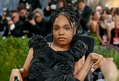 Η Αριάνα Ρόουζ Φίλιπ έγραψε ιστορία στο Met Gala: Η πρώτη χρήστρια αναπηρικού αμαξιδίου στον θεσμό
