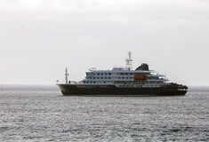 ΧΑΝΤΑΪΟΣ ΑΡΓΕΝΤΙΝΗ ΚΡΟΥΑΖΙΕΡΟΠΛΟΙΟ ΑΣΘΕΝΕΙΣ