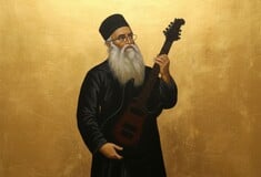 Είναι παπάς. Έβγαλε metal δίσκο. Έγινε σταρ σε μια νύχτα. Μιλά στη LIFO.