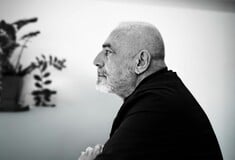 Τα ταρώ του Τζιλιάνου και το θέατρο των φίλων