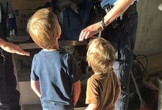 ΠΟΡΤΟΓΑΛΙΑ ΠΑΤΕΡΑΣ ΠΑΙΔΙΑ ΕΓΚΑΤΑΛΕΙΨΗ