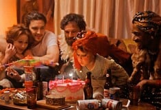 Fairyland: ένα κορίτσι θυμάται τον γκέι μπαμπά της, πριν το AIDS αλλάξει τα πάντα
