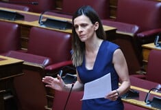 ΕΦΗ ΑΧΤΣΙΟΓΛΟΥ ΝΕΑ ΑΡΙΣΤΕΡΑ 
