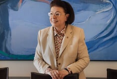 ΕΠΕΞ Λίνα Μενδώνη: «Είναι δυνατόν να λογοκρίνει το κράτος τον Κρίστοφερ Νόλαν;»