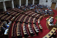 ΣΥΝΤΑΓΜΑΤΙΚΗ ΑΝΑΘΕΩΡΗΣΗ ΚΥΒΕΡΝΗΣΗ ΒΟΥΛΗ