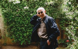 O Δημήτρης Γκιώνης, οι ένδοξες μέρες της «Ελευθεροτυπίας» και το σημερινό μιντιακό σούπερ μάρκετ