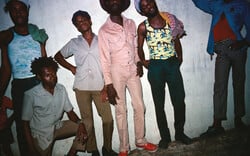 Η ιστορία μιας αριστουργηματικής ταινίας που γυρίστηκε στη Τζαμάικα το 1972 από έναν παράξενο Έλληνα