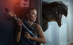 Αναγέννηση του Jurassic World με ανακυκλωμένα υλικά, ανακουφιστικά αναχρονιστική