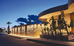 Ammos Restaurant & Bar: Η παραλία της Κυπαρισσίας χτυπάει στους ρυθμούς της all-day διασκέδασης