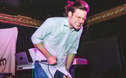 Ο John Maus δεν κατάλαβε ότι έγινε cancel