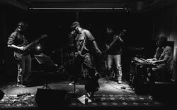 Citizen Jim – Νέο single “Tossed Away”: Ένα καινούργιο μουσικό κεφάλαιο μόλις άνοιξε