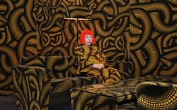 Το μαγευτικό, υπερβατικό σύμπαν της Yayoi Kusama προσγειώνεται στην Ευρώπη 