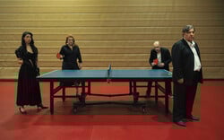 Το Θέατρο Γκλόρια παρουσιάζει πέντε παραστάσεις που εξερευνούν τον άνθρωπο, την αλήθεια και θέτουν ερωτήματα για την ίδια τη ζωή